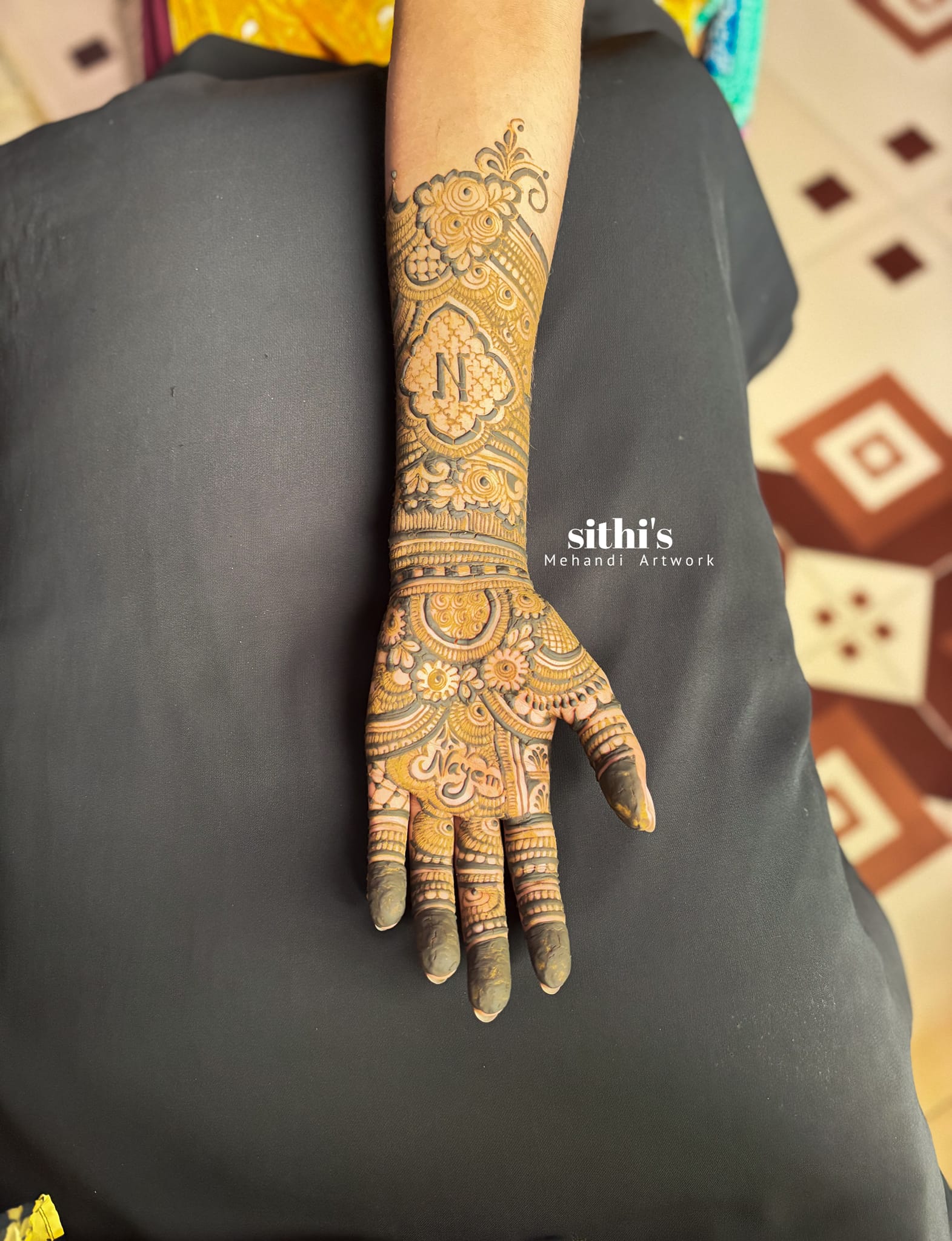 bd Back Hand Mehndi design